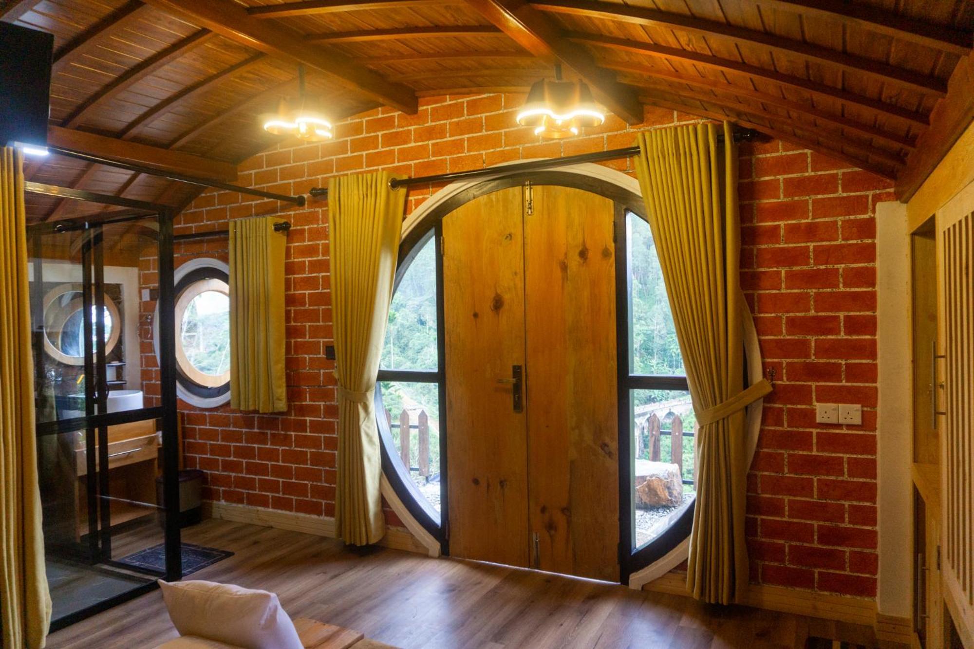 Hobbit Hole Hideaway Bed & Breakfast Ella Exterior photo
